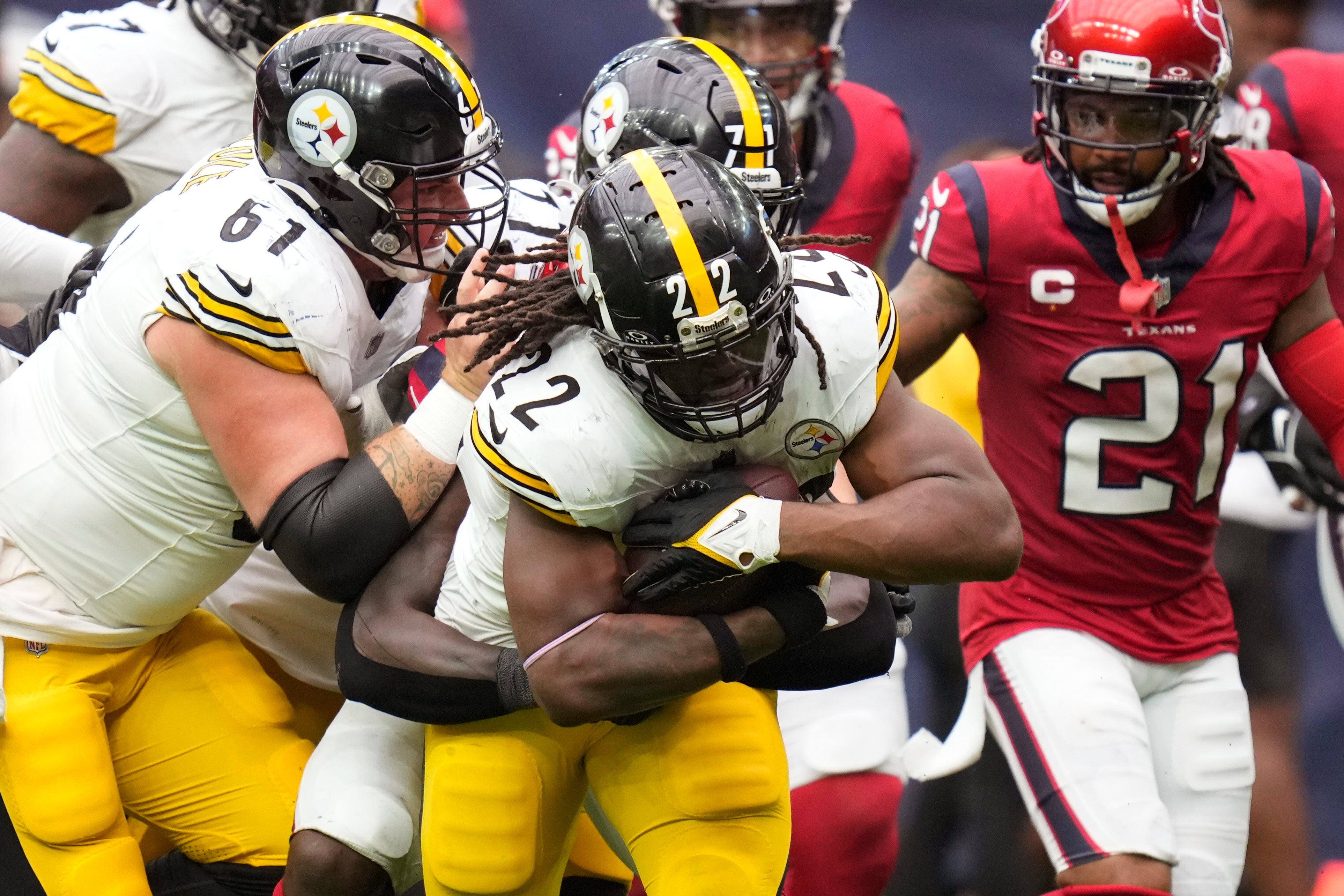 Houston Texans safety Grayland Arnold (25) reacts after a near