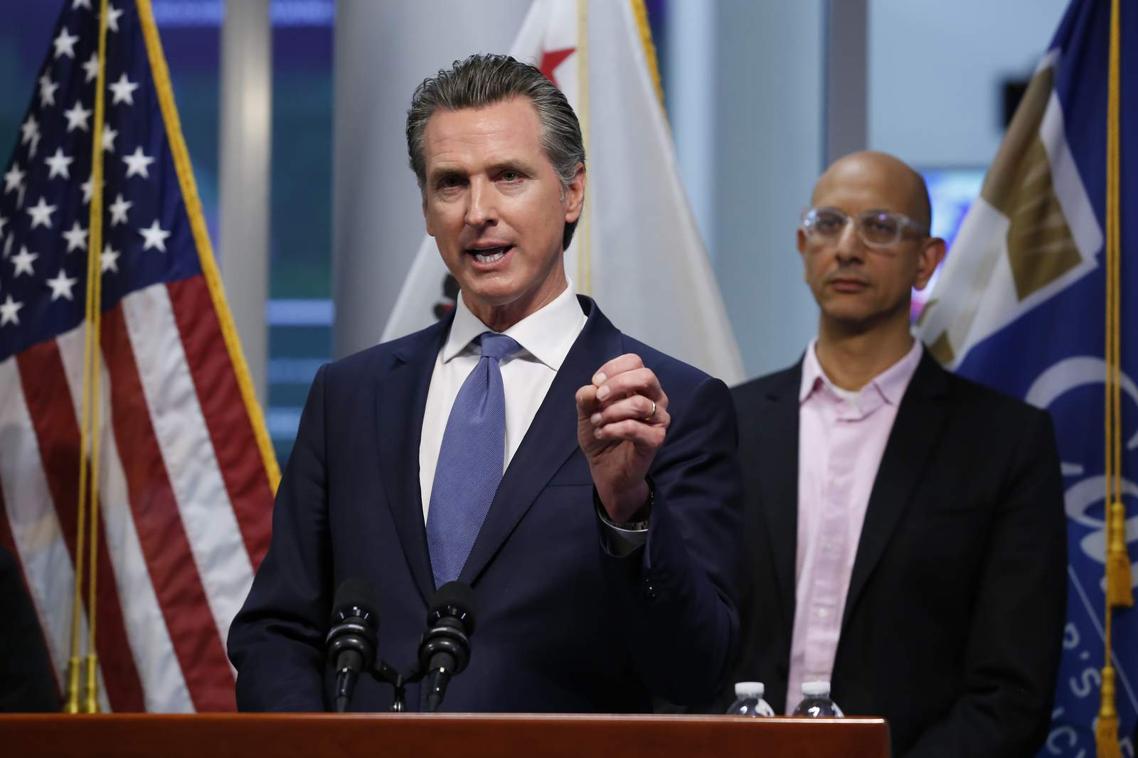 California governor issues statewide stayathome order