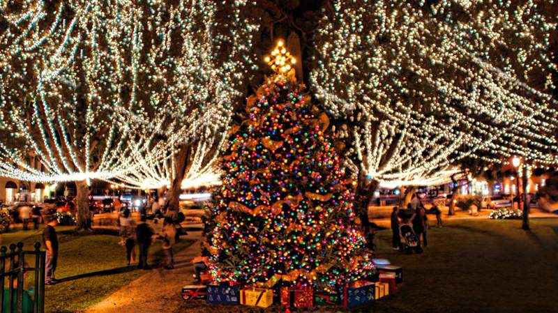 Holiday Holics Rejoice St Augustine S Nights Of Lights To Begin Early This Year