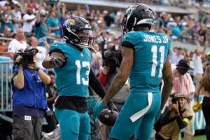 Jacksonville Jaguars defeat Las Vegas Raiders 27-20 in NFL Week 9