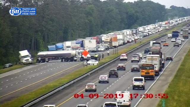 Tanker truck jackknifes on I-95 at SR 206