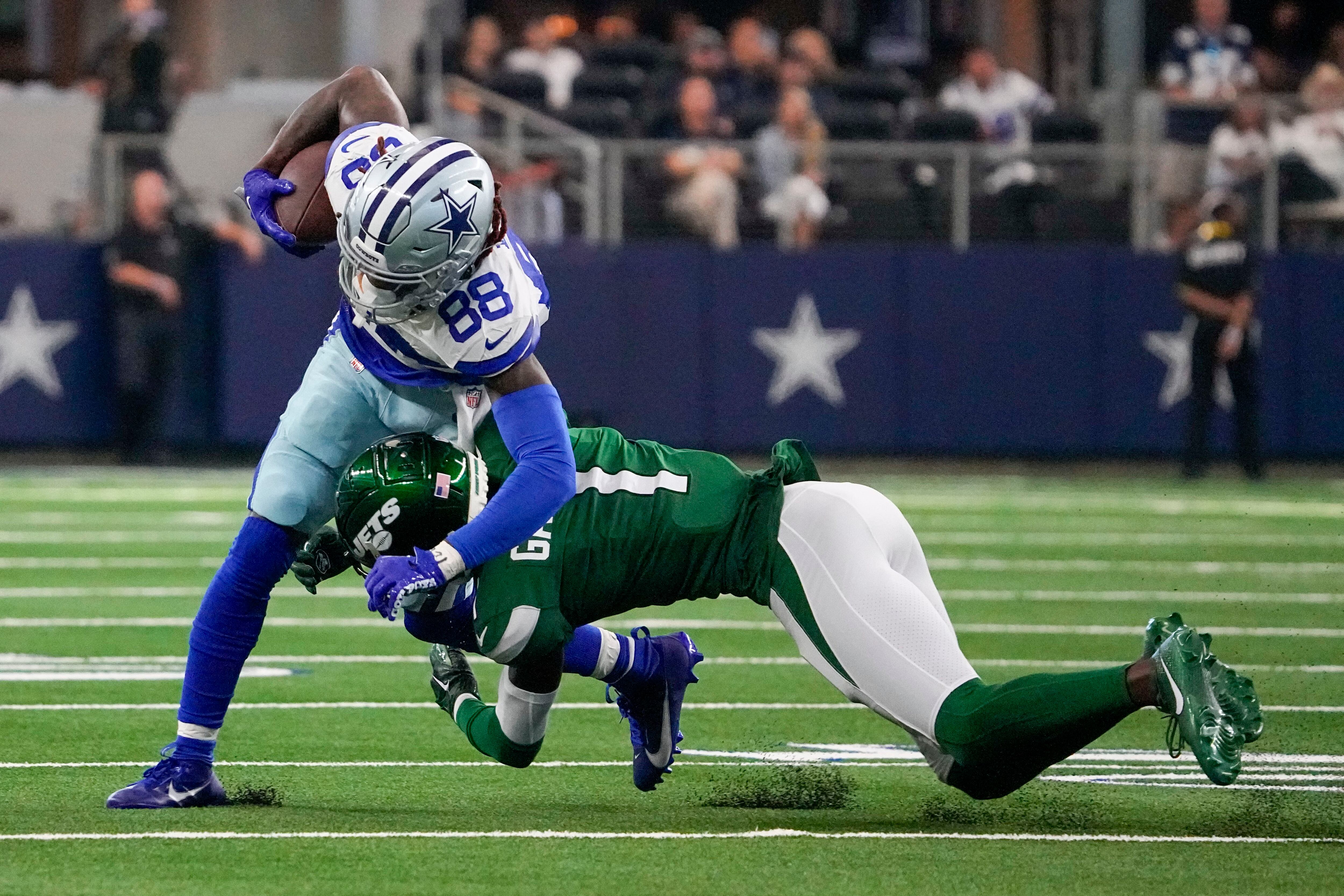 Prescott has 2 TDs, Wilson 3 picks in 1st start after Rodgers injury as  Cowboys beat Jets 30-10