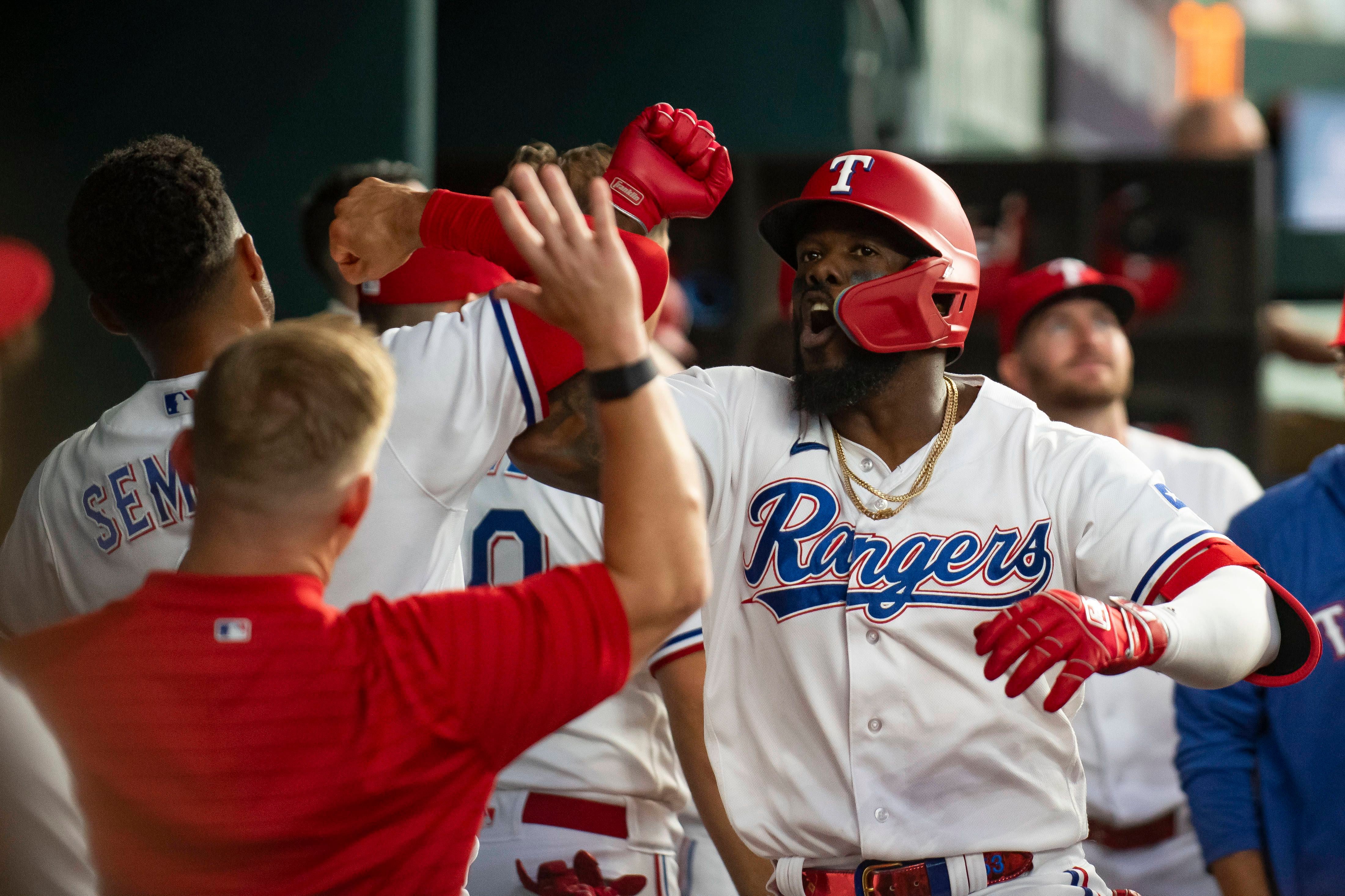 Luis Robert Jr. and Pete Alonso lead the field for baseball's Home