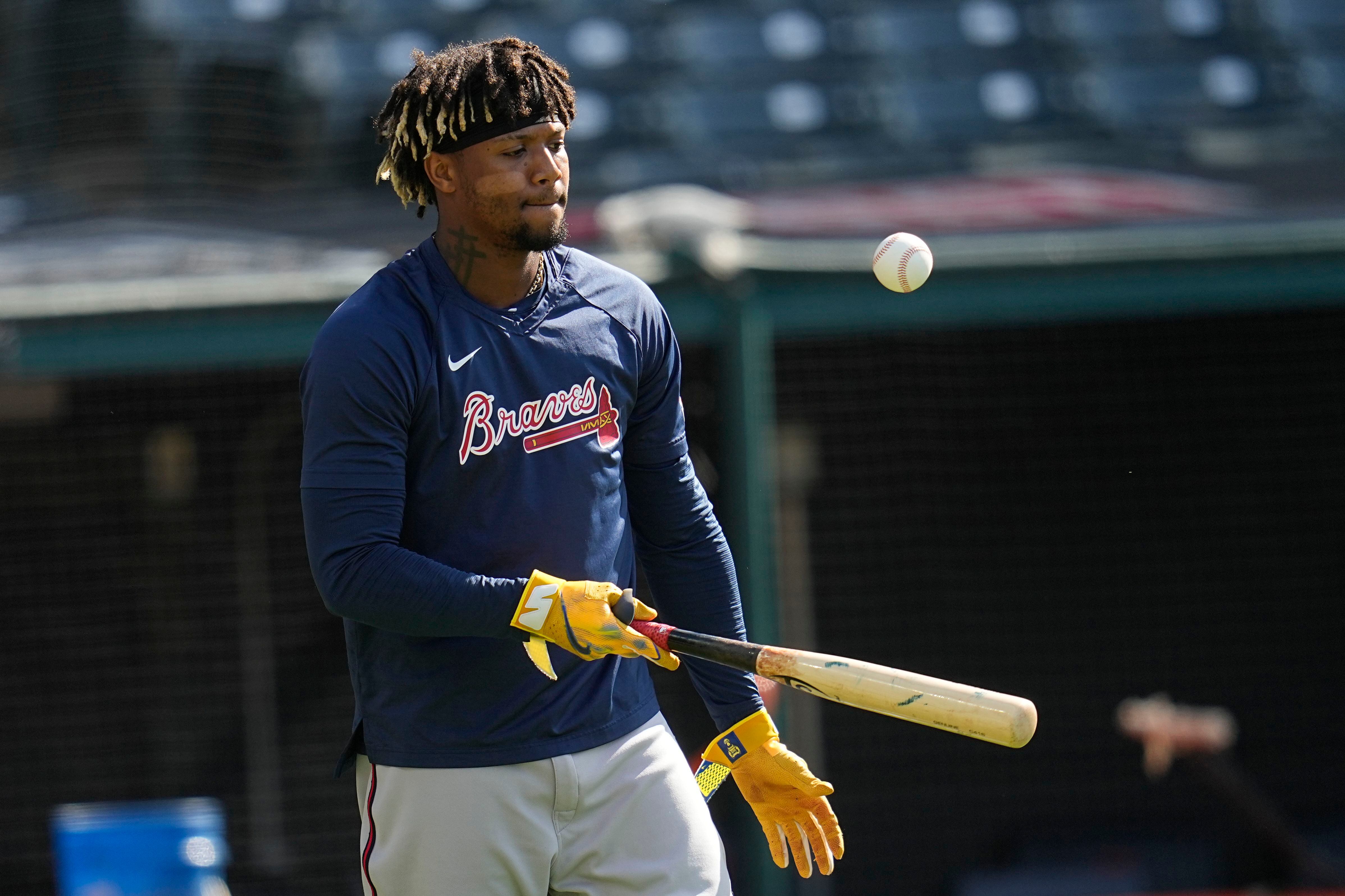 Acuña Jr. steals third after walk, 05/22/2023