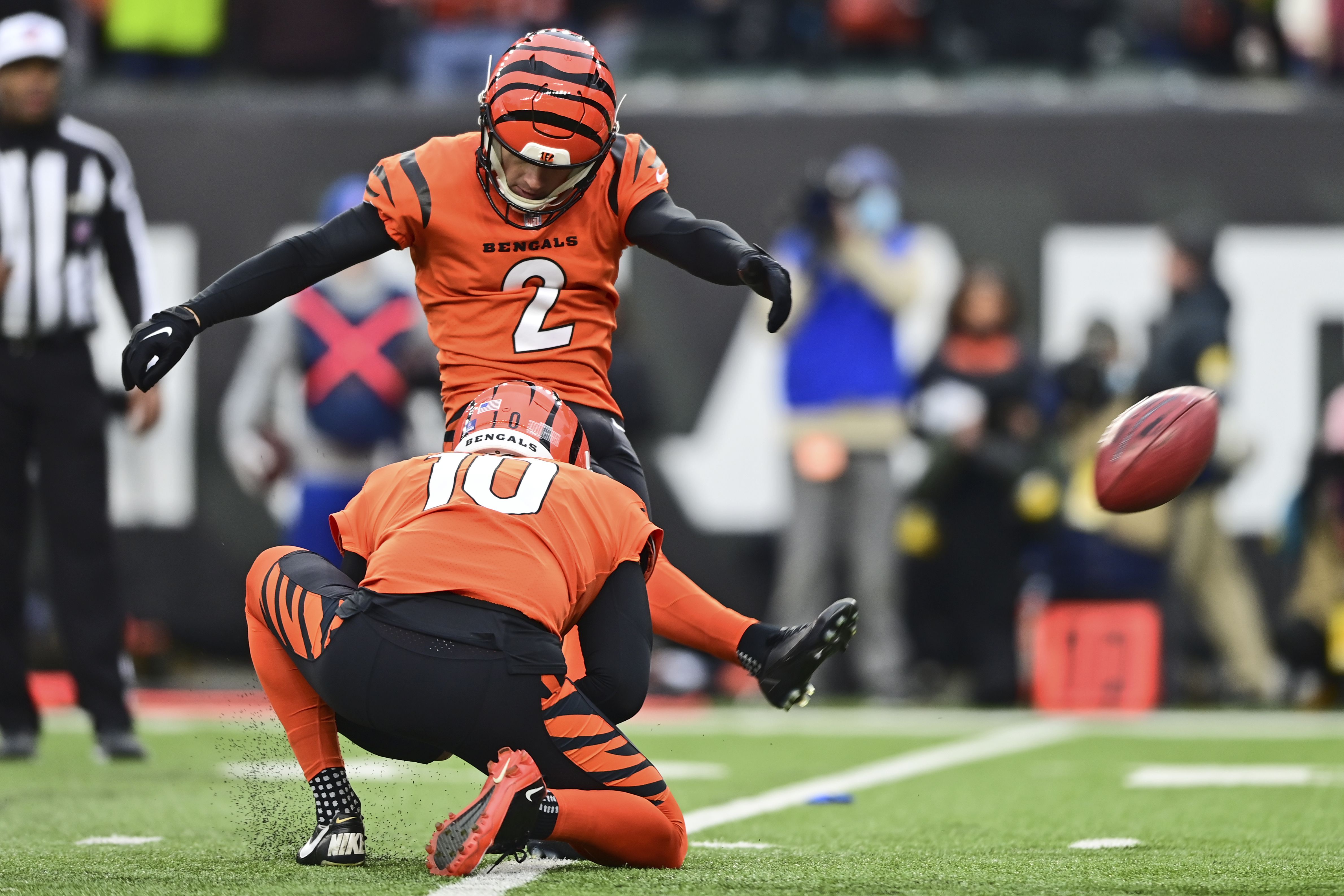 Chiefs unable to clinch AFC's top seed, fall 34-31 to Bengals