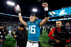 Trevor Lawrence Leads Jaguars' Comeback After Rocky Start – NBC