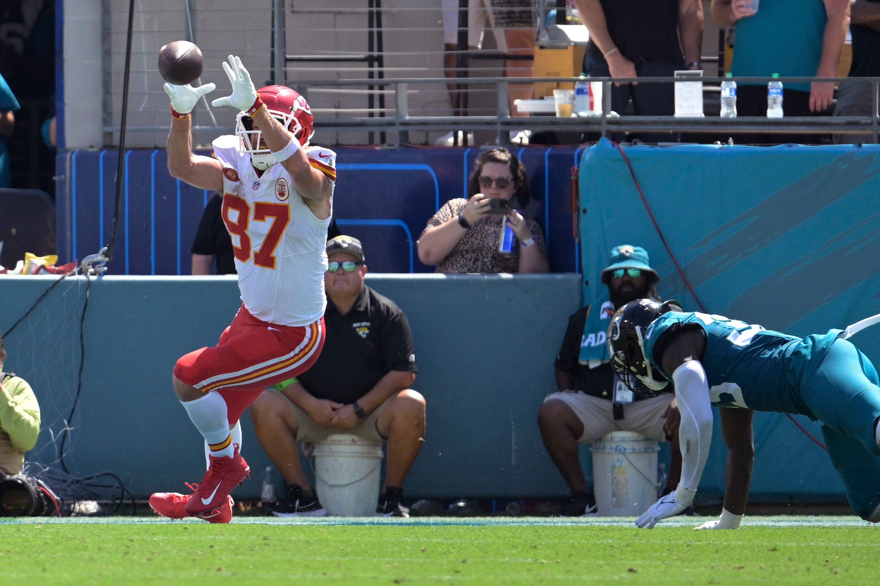 Chiefs overcome mistakes to beat Jaguars 17-9, Kansas City's 3rd win vs.  Jacksonville in 10 months